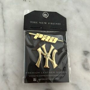 Brand new never opened prostandard Yankees pin